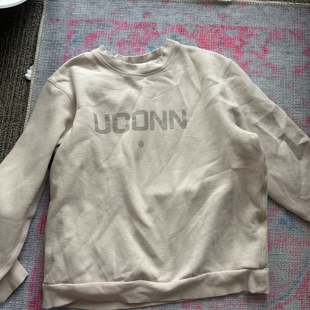 LuLuLemon ivo University of Connecticut Steady State Crew